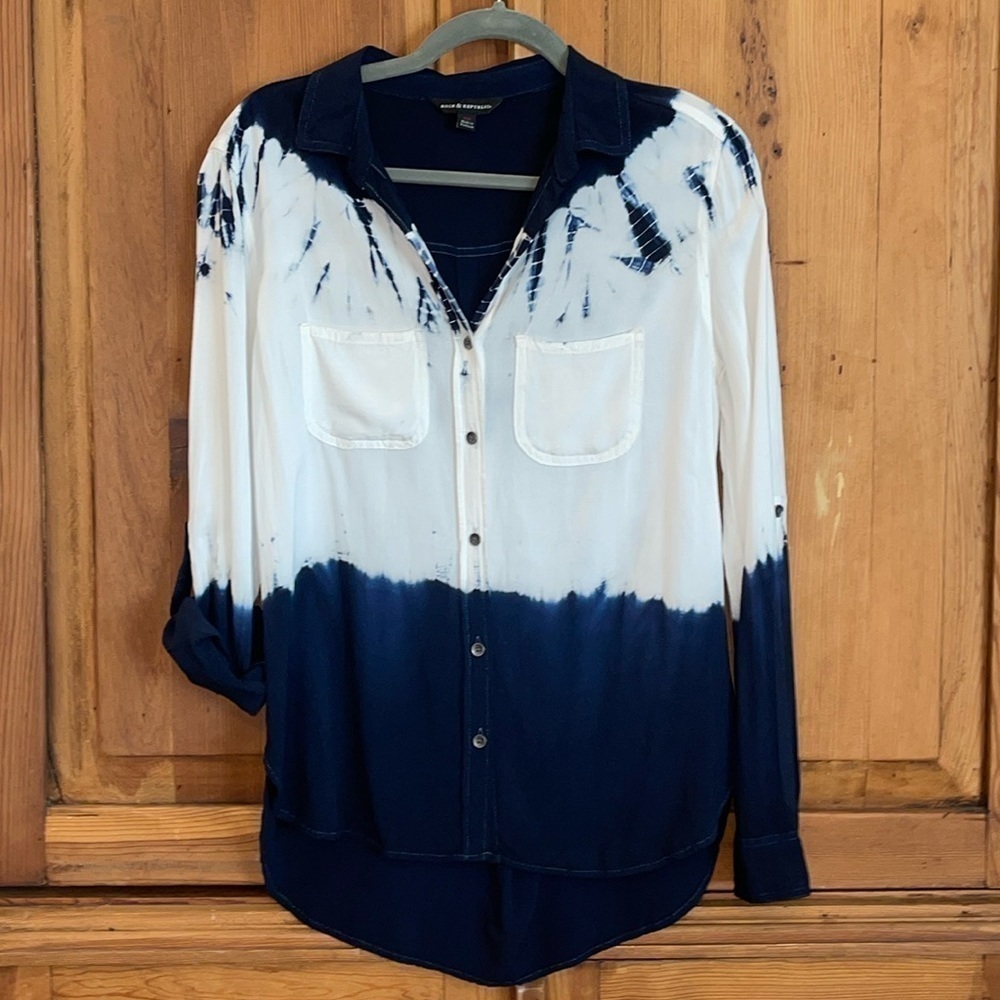 Rock & Republic Blue acid wash tie dye Blouse Sz. XS